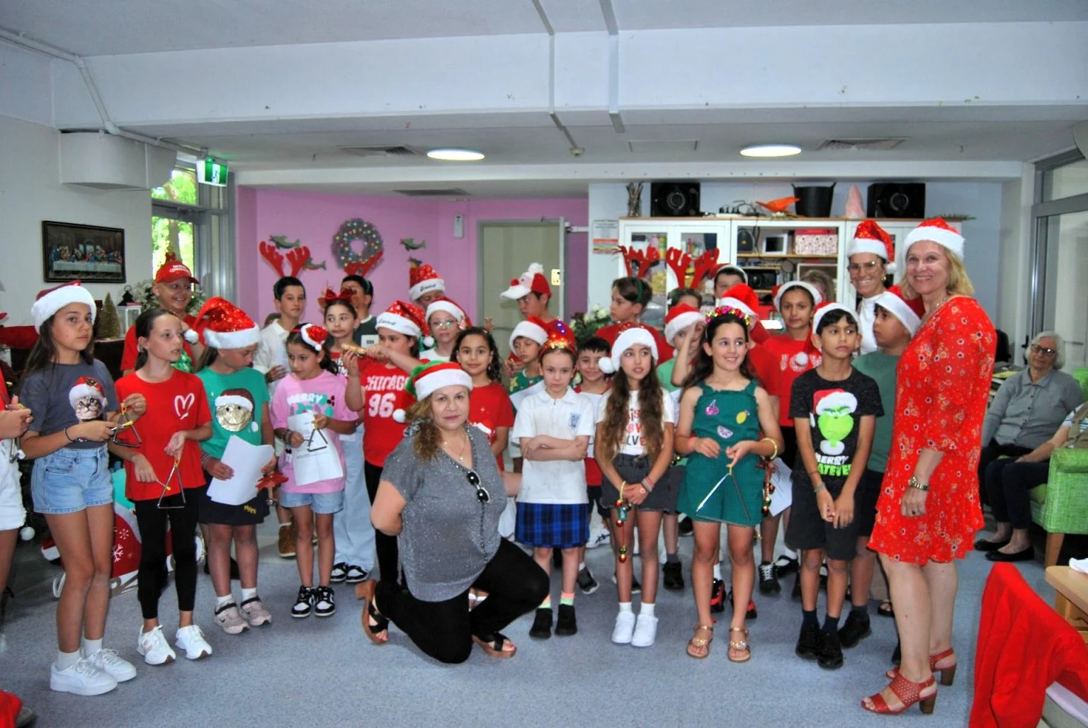 Αυστραλία : Παραδοσιακά κάλαντα από μαθητές του Σχολείου Clemton Park στον Οίκο Ευγηρίας «Ελληνικό Σπίτι»