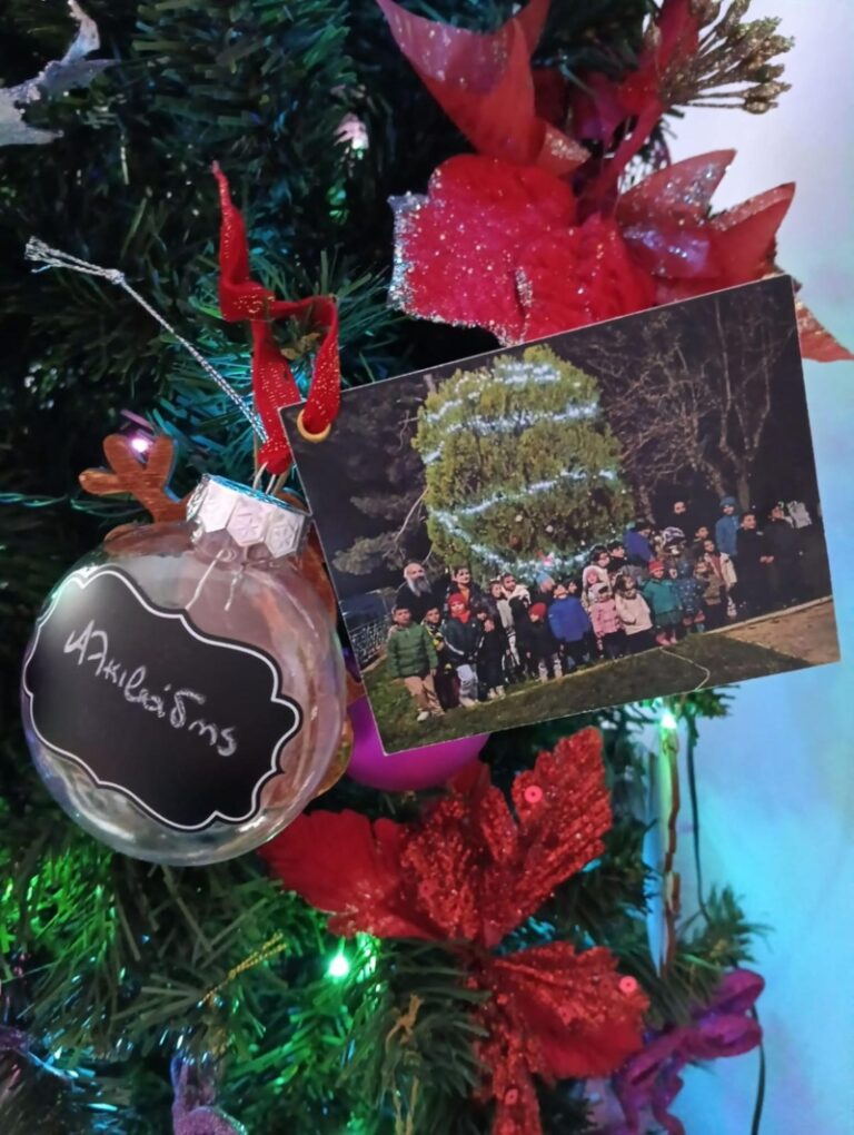 Βιωματική χριστουγεννιάτικη δράση για τα παιδιά της Ενορίας Αγίου Γεωργίου Βαροσίου