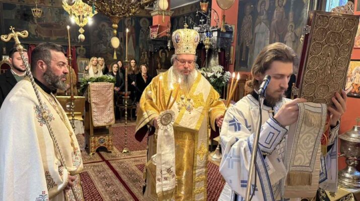 Μητροπολίτης Λαρίσης : “Να ζήσουμε το πνευματικό κλίμα των εορτών, το οποίο είναι και το μόνο ουσιαστικό, το μόνο εορταστικό, το μόνο αξιόλογο”