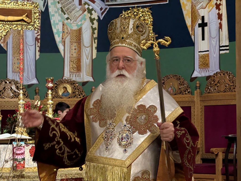 Δημητριάδος Ιγνάτιος: «Το πιο σπουδαίο δώρο είναι η αγάπη και η ενότητα»