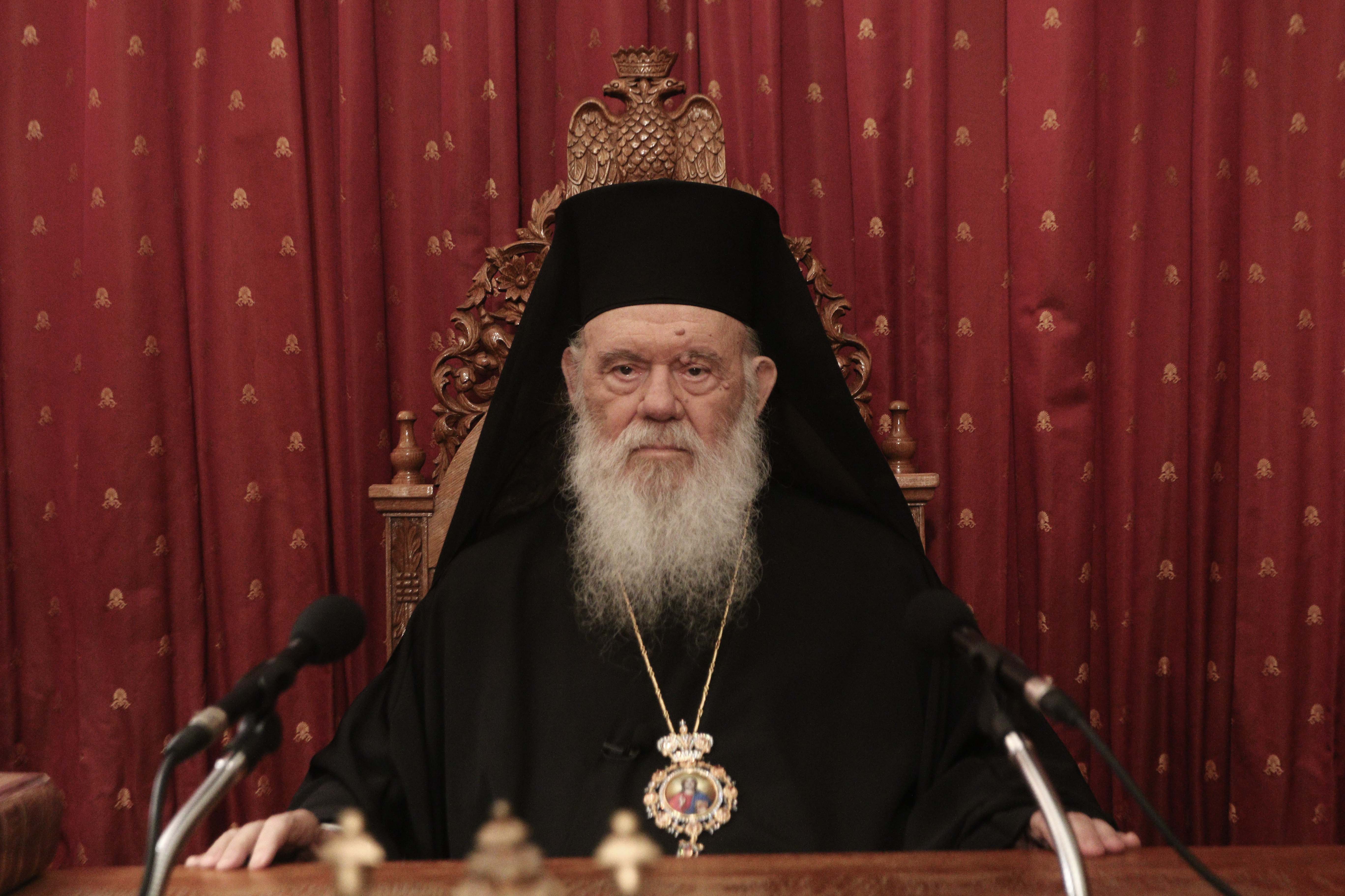 Αρχιεπίσκοπος Ιερώνυμος: “Η εορτή της Γεννήσεως του Χριστού γίνεται και εορτή του αληθινού ανθρώπου”