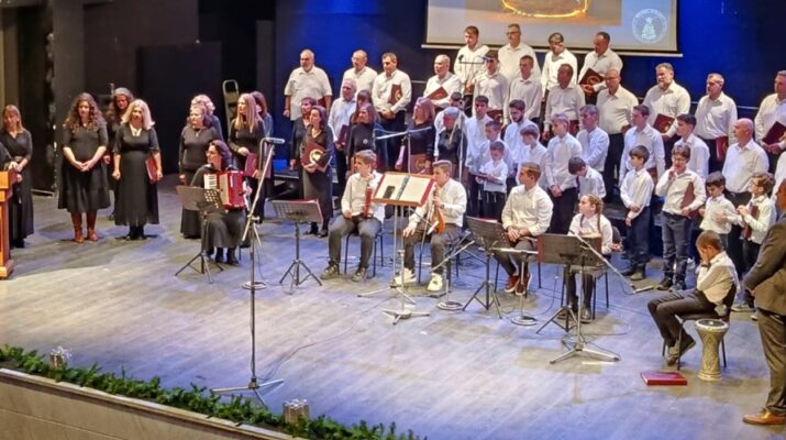 Με επιτυχία πραγματοποιήθηκε η συναυλία του Συλλόγου “ΘΕΣΣΑΛΟΙ ΜΕΛΩΔΟΙ” στο Δημοτικό Ωδείο Λαρίσης