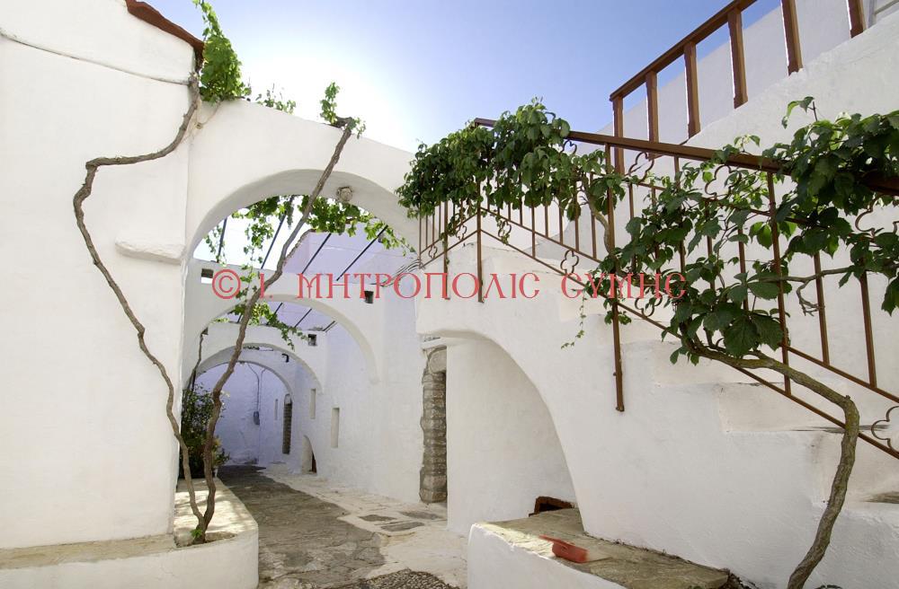 Σύμη : Πανηγυρίζει το Ιερό παρεκκλήσιο του Αγίου Αντωνίου της Ι.Μ. Μεταμορφώσεως του Μεγάλου Σωτήρος – Ονομαστήρια Καθηγουμένου