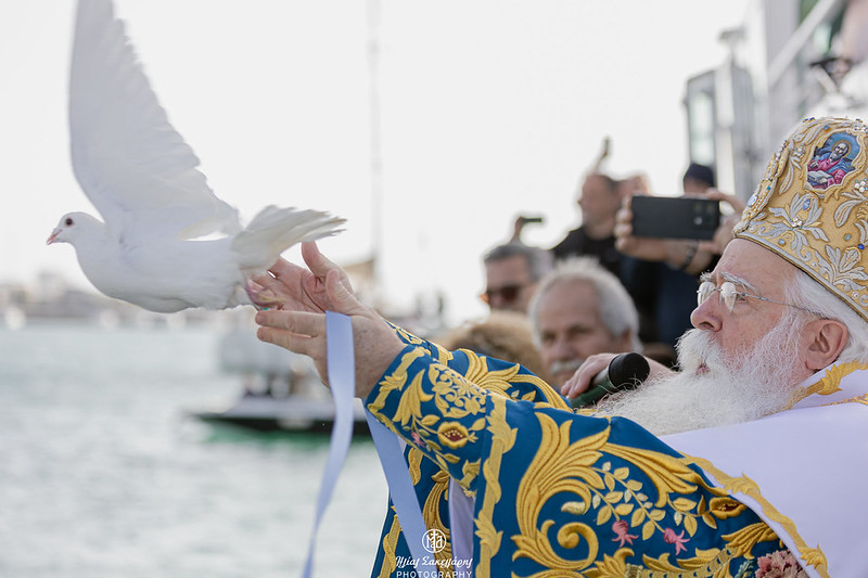 Λαμπρά τα Θεοφάνεια στον Βόλο