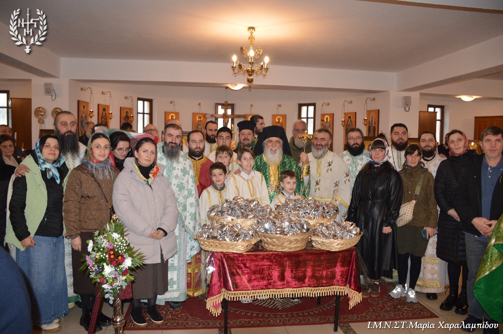 Αρχιερατική Θεία Λειτουργία στον Ιερό Ναό του Αγίου Σεραφείμ Σαρώφ στην Ευξεινούπολη