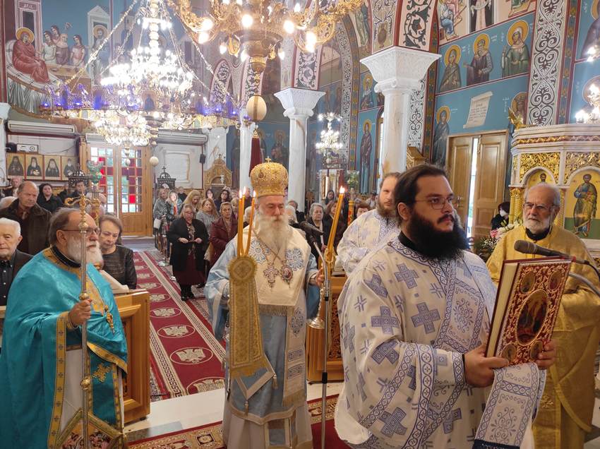 Αρχιερατική Θεία Λειτουργία στον Ι. Ναό Ευαγγελισμού της Θεοτόκου της πόλεως Αγίων Θεοδώρων