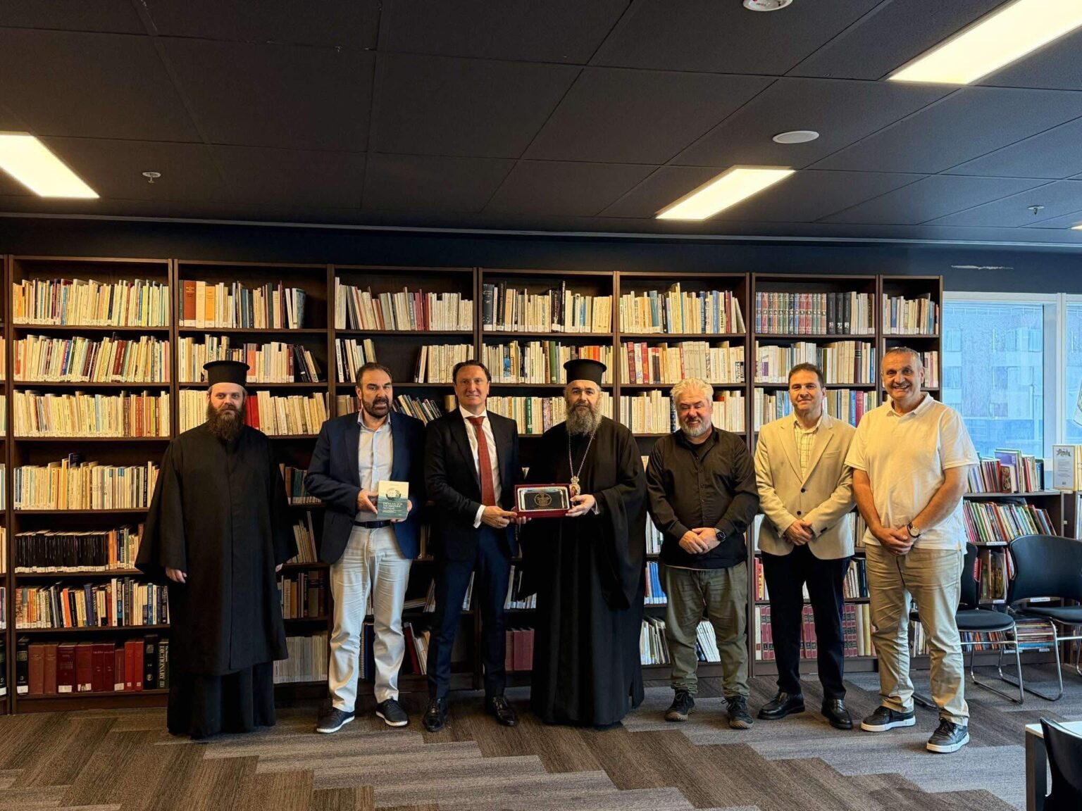 Συναντήσεις και επισκέψεις στη Μελβούρνη Μητροπολίτη και Δημάρχου Φλωρίνης