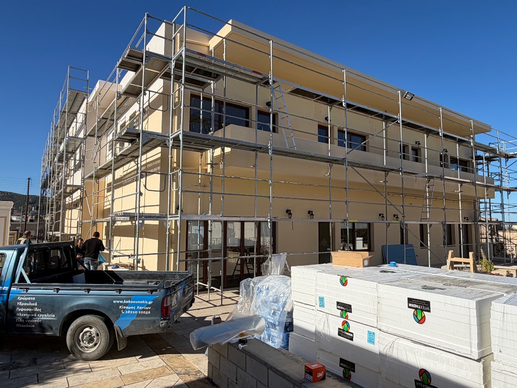 Αναβαθμίζεται ενεργειακά το Τσατσαρωνάκειο Πολύκεντρο της Ιεράς Μητροπόλεώς Κισάμου