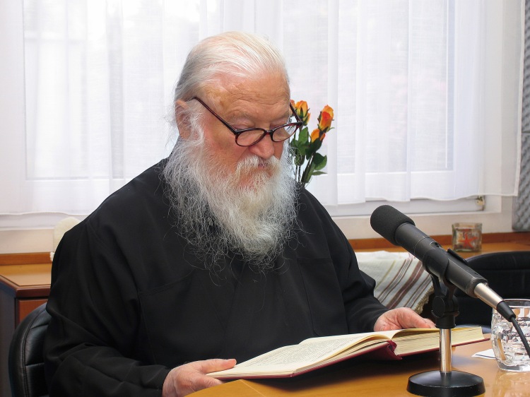 Γέροντας Θεόφιλος– Μνήμη ζωντανή, φως που δεν σβήνει!