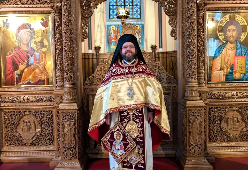 Η Μητρόπολη Μαρωνείας συγχαίρει τον νεοεκλεγέντα Επίσκοπο Ελαίας