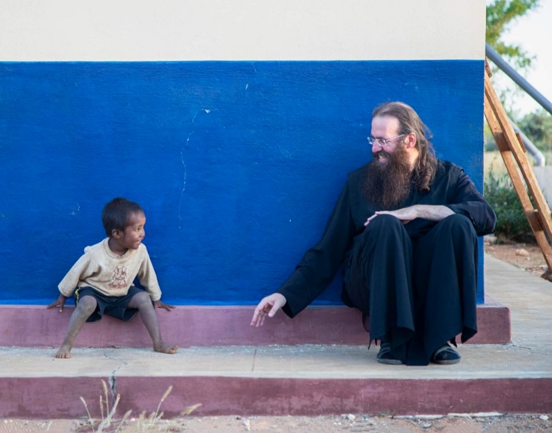 Ο Επίσκοπος Τολιάρας και Ν. Μαδαγασκάρης στην 4Ε(ΒΙΝΤΕΟ)
