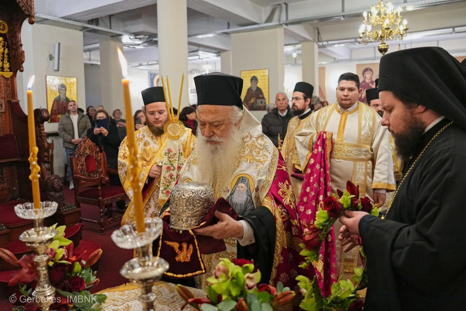 Βέροια: Η Παναγία Δοβρά υποδέχθηκε την Τιμία Κάρα της Αγίας Υπομονής- ΑΠΕΥΘΕΙΑΣ ΜΕΤΑΔΟΣΕΙΣ από την 4Ε