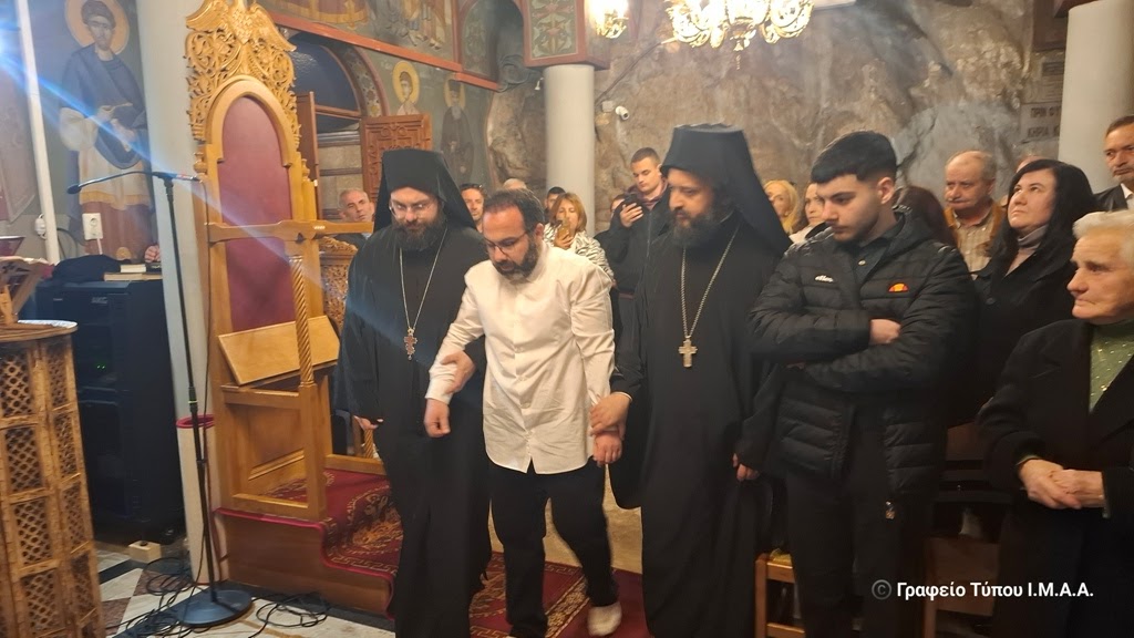 Ρασοευχή νέου Μοναχού στην Ιερά Μονή Παναγίας Ελεούσης Κλεισούρας