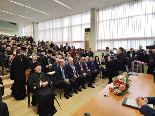 Ο Οικουμενικός Πατριάρχης στην Θεολογική Σχολή – Απόψε στην τηλεόραση 4Ε – Αύριο Τετάρτη ο Εορτασμός των Τριών Ιεραρχών στο Α.Π.Θ.