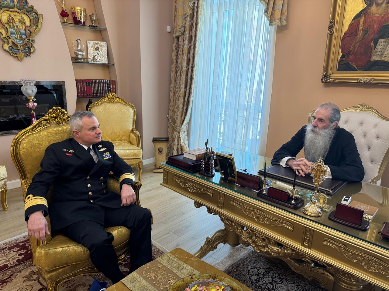 Επίσκεψη του νέου Διοικητή της Σχολής Ναυτικών Δοκίμων στον Μητροπολίτη Πειραιώς