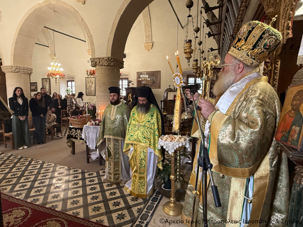 Η Κυριακή της Σταυροπροσκυνήσεως στον Ιερό Ενοριακό Ναό Τιμίου Σταυρού στον Χανδρά Σητείας