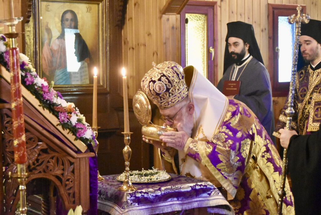 Μητρόπολη Διδυμοτείχου: Από τη βασιλική αλουργίδα στο μοναχικό τριβώνιο