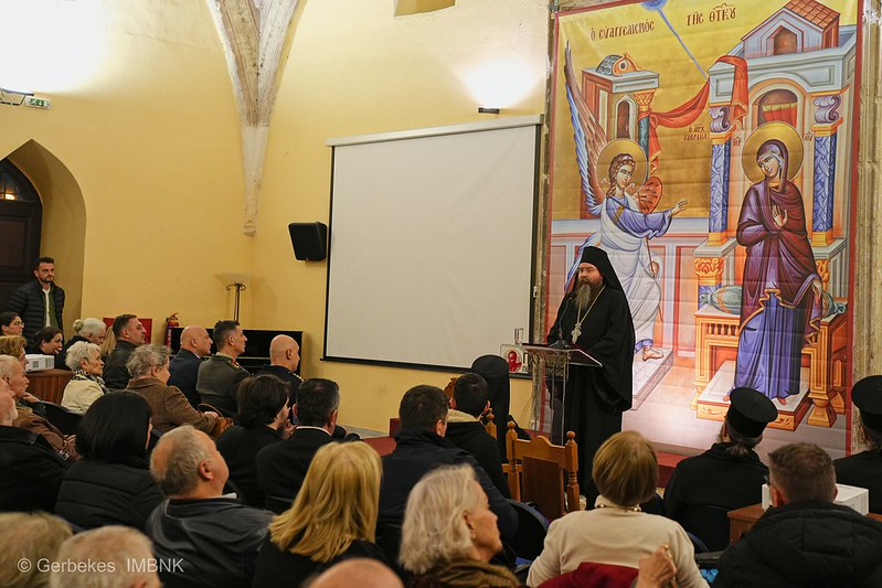 Εορταστική εκδήλωση στη Βέροια για την επέτειο των 1400 ετών του Ακαθίστου Ύμνου και την εορτή της 25ης Μαρτίου- Ομιλητής ήταν ο Καθηγούμενος της Ι. Μ. Αγίας Τριάδος Σπαρμού Ολύμπου Αρχιμ. Νικάνωρ Παπανικολάου- Την Πέμπτη στην 4Ε