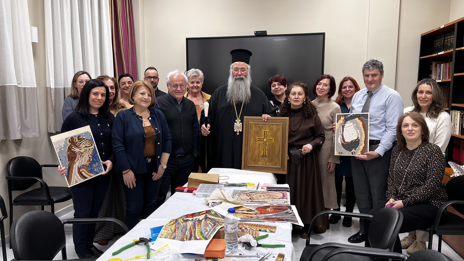 Με επιτυχία ολοκληρώθηκε το σεμινάριο ψηφιδωτού που πραγματοποιήθηκε στο Πνευματικό Κέντρο «Άγιος Φώτιος» της Ιεράς Μητροπόλεως Κίτρους