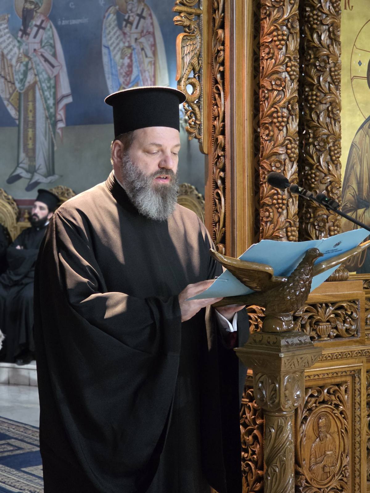 Πλήθος πιστών στον Δ΄ Κατανυκτικό Εσπερινό στον Ιερό Ναό Αγίας Σκέπης Πτολεμαΐδας- Ομιλία π. Ανδρέα Γκατζέλη