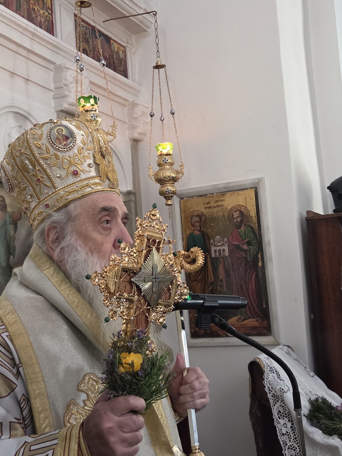 Μητρόπολις Σάμου: Ἡ Κυριακή τῆς Σταυροπροσκυνήσεως καί Σύναξις Ἱεροπαίδων