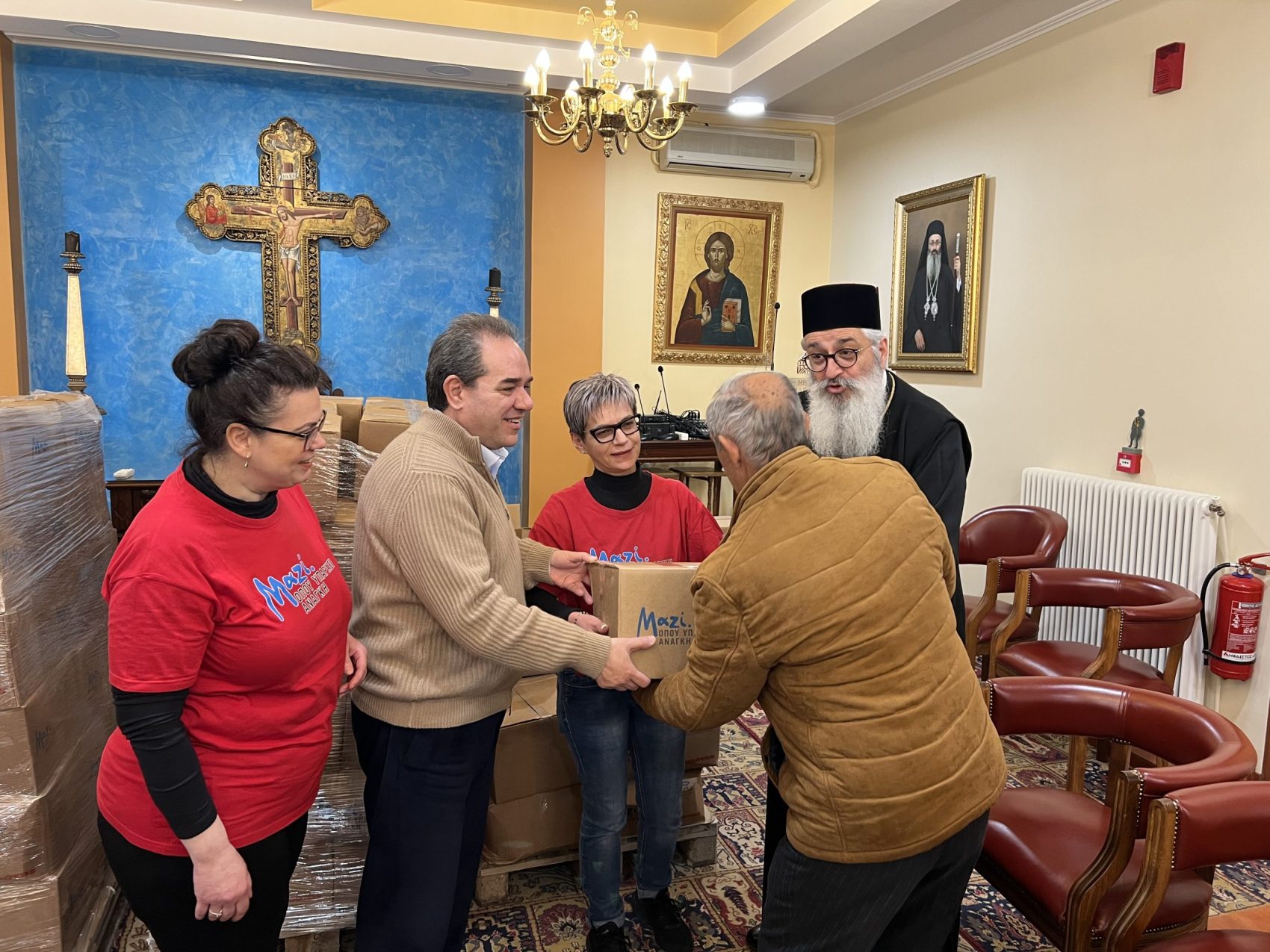 Μητρόπολη Αλεξανδρούπολης : Διανομή δεμάτων