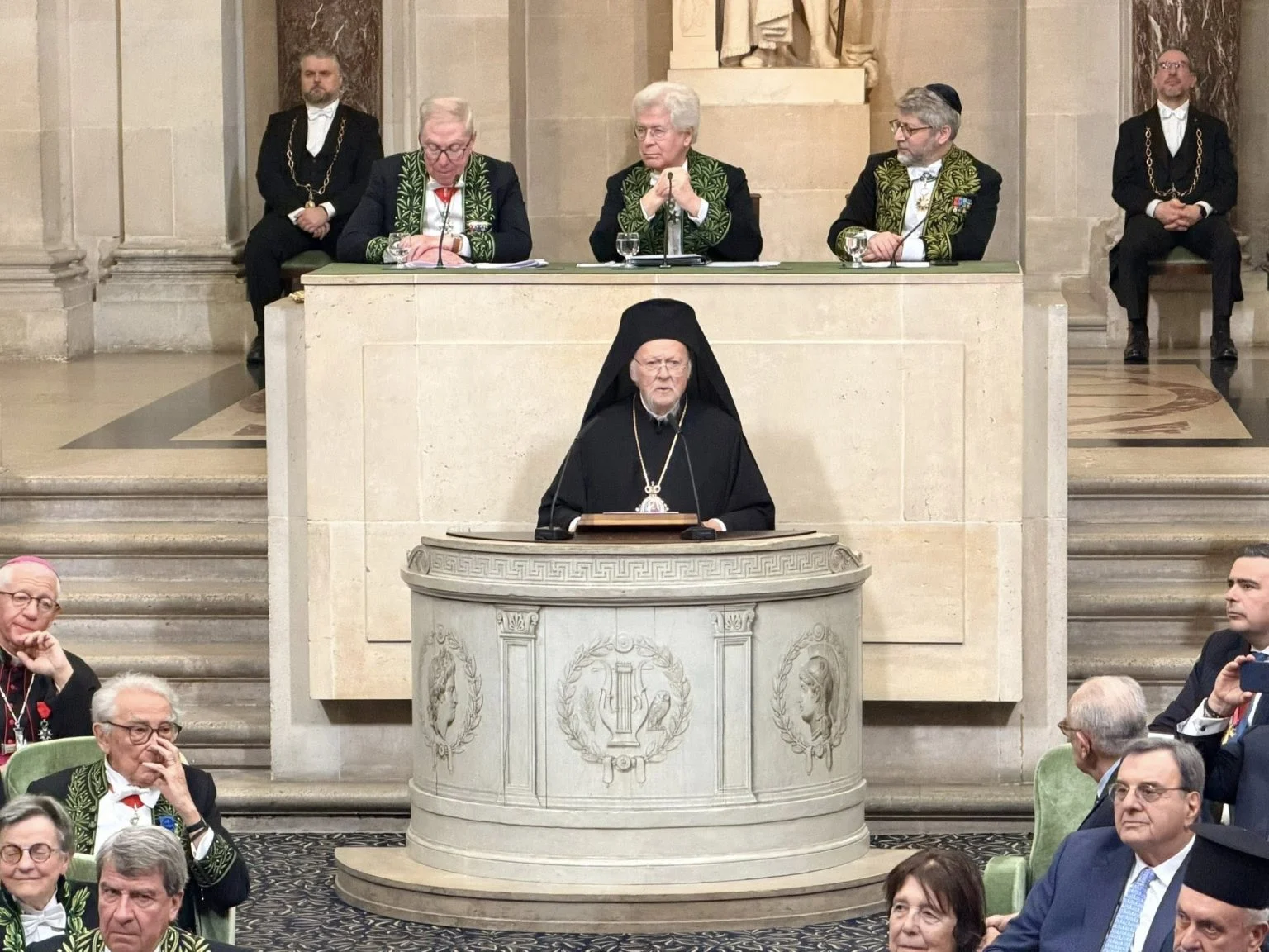 Η τελετή εισδοχής του Οικουμενικού Πατριάρχου στη Γαλλική Ακαδημία