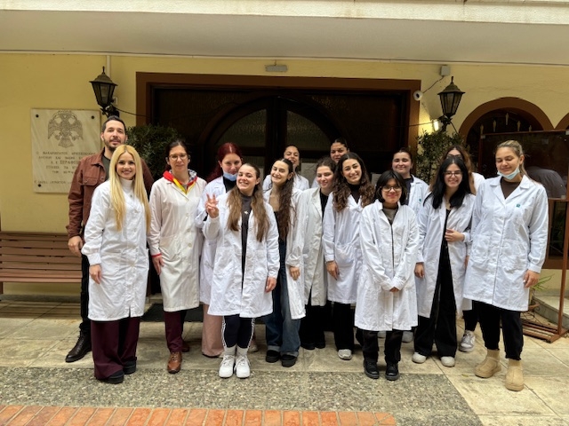 Επιχείρηση καλλωπισμού πραγματοποίησε το Κέντρο Στήριξης Οικογένειας της Αρχιεπισκοπής