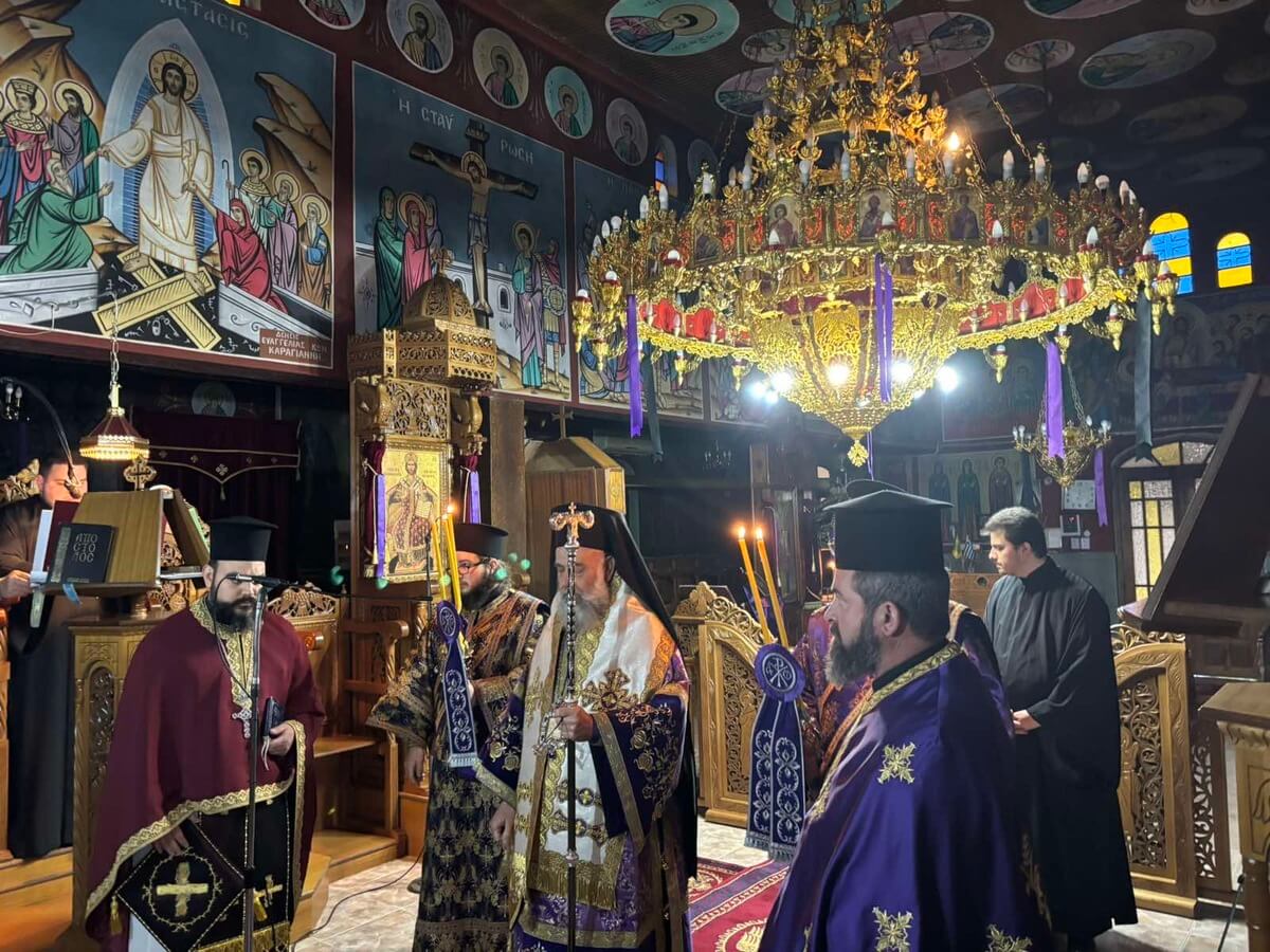 Aκολουθία των Προηγιασμένων Τιμίων Δώρων στον Ι.Ν. Αγίου Αθανασίου Βρυσσιών Φαρσάλων