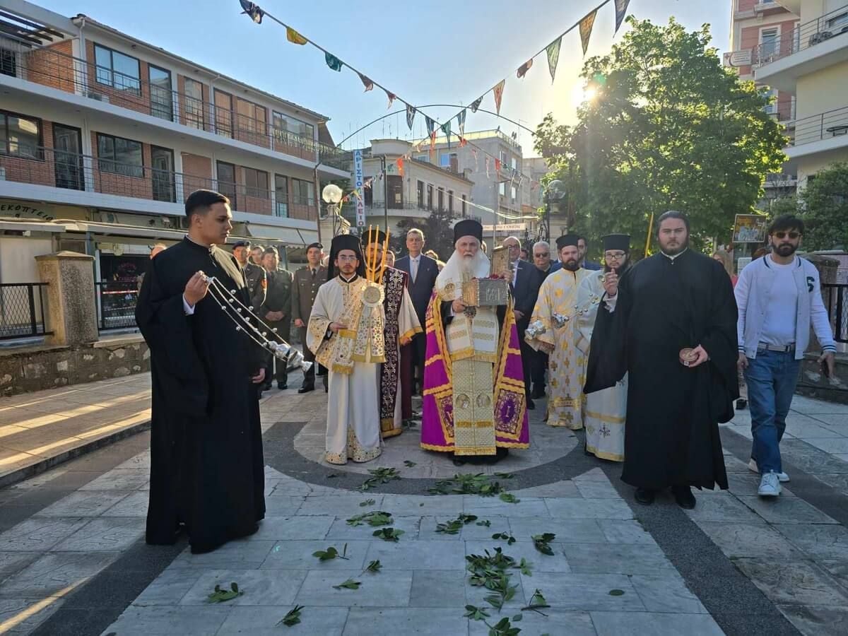 Υποδοχή της τιμίας κάρας του Αγίου Σεραφείμ στην Καρδίτσα