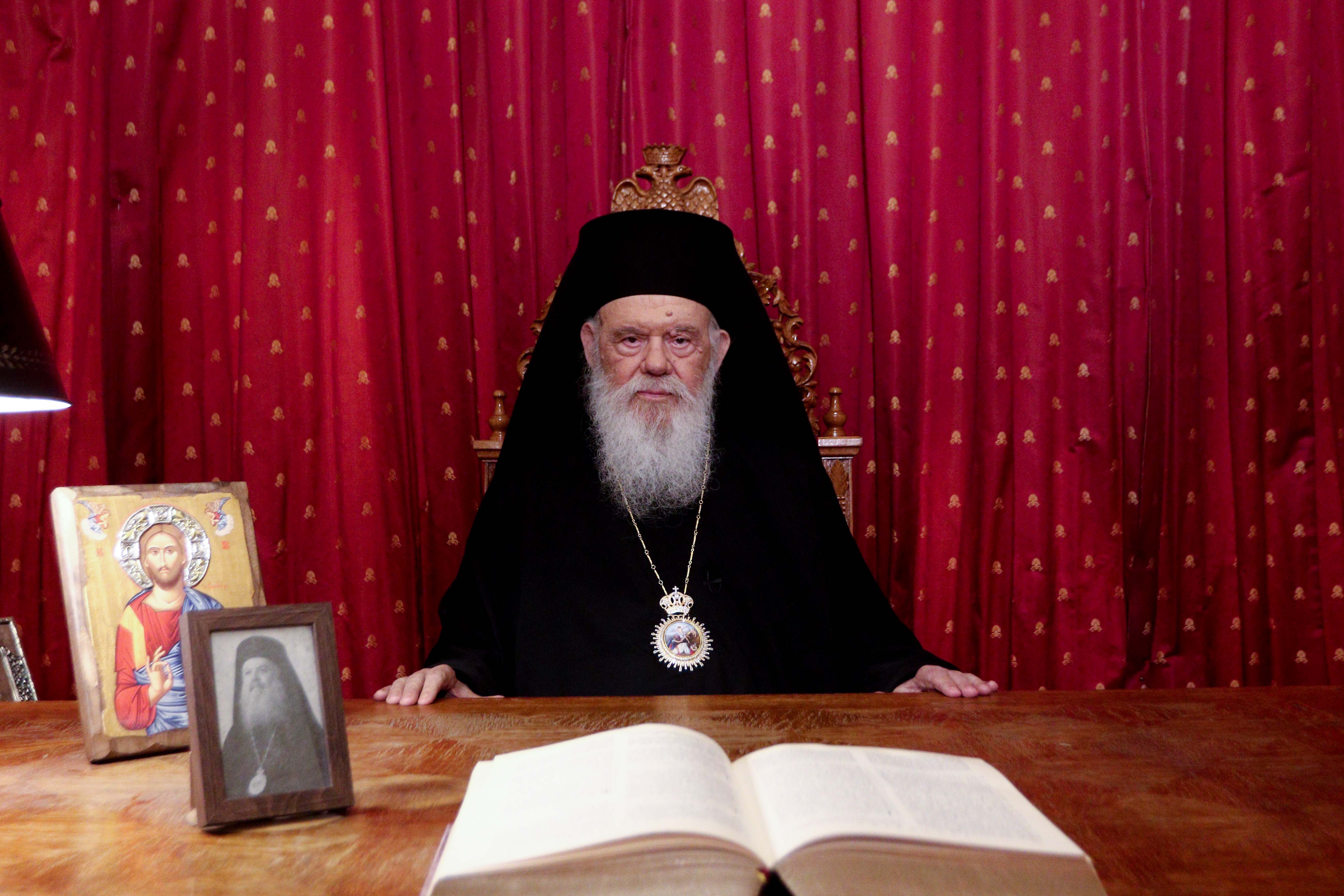 Αρχιεπίσκοπος : “Καμία σύγκρουση δεν μπορεί να σβήσει το Φως που ανατέλλει από τον Τάφο και να επισκιάσει το γεγονός της Ανάστασης του Χριστού”