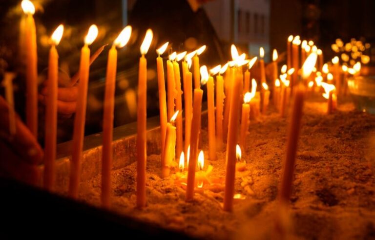 Η Ακολουθία του Μ. Ευχελαίου, του Μυστικού Δείπνου και του Νιπτήρος -ΖΩΝΤΑΝΑ σήμερα στην 4Ε