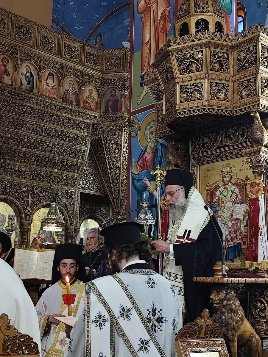 Με λαμπρότητα ο Εσπερινός του Αγίου Εφραίμ του Νέου στα Φάρσαλα